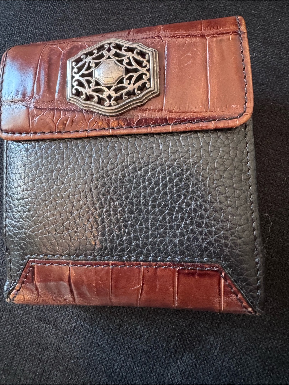 Vintage 90’s two-tone Brighton Wallet featuring black pebbled leather